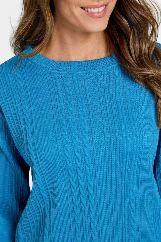 Amber Amber Women's Cable Design Lounge Suit in Light Blue - 2