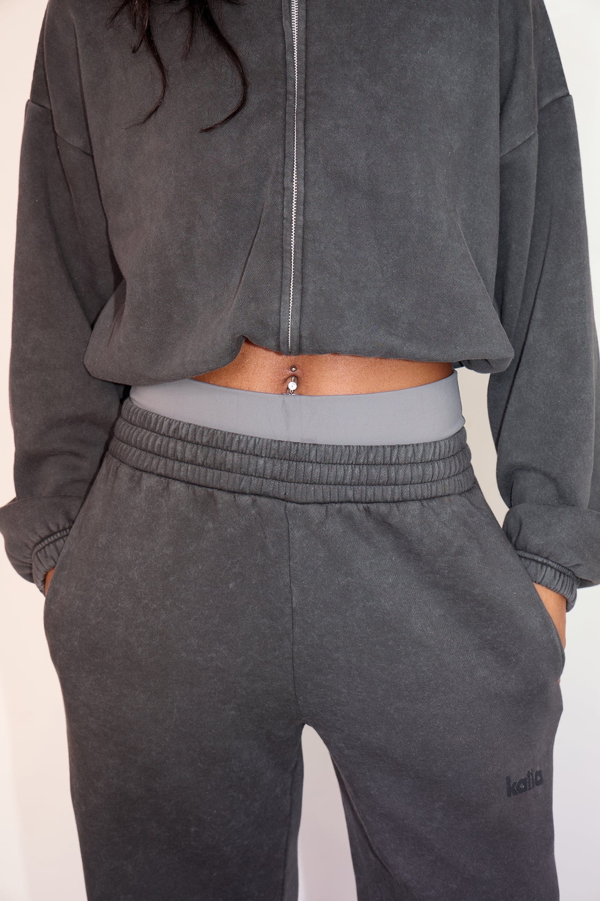 Kaiia Kaiia Wide Leg Joggers Washed Black - 4