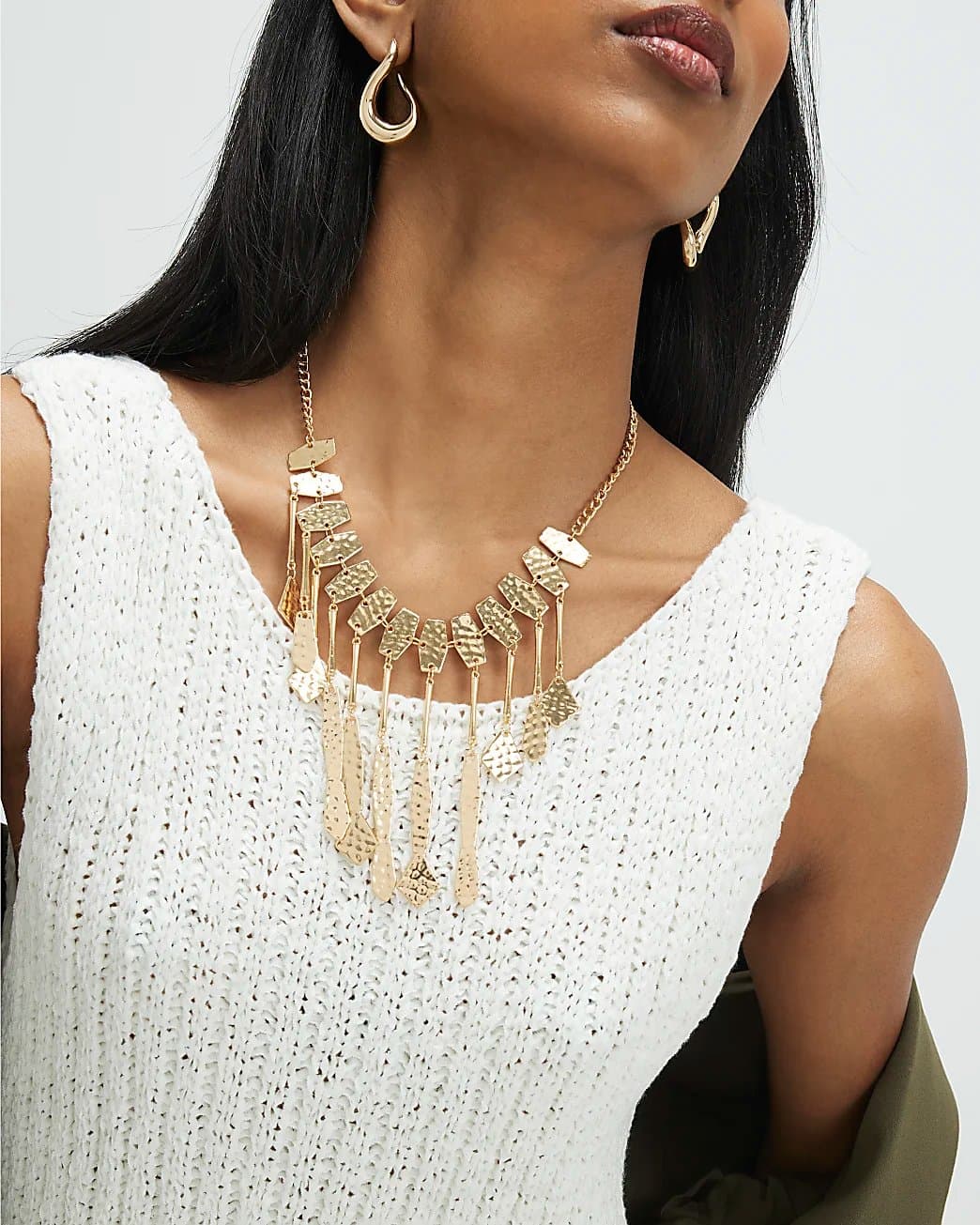 River Island River Island Womens Gold Drop Pendant Collar Necklace