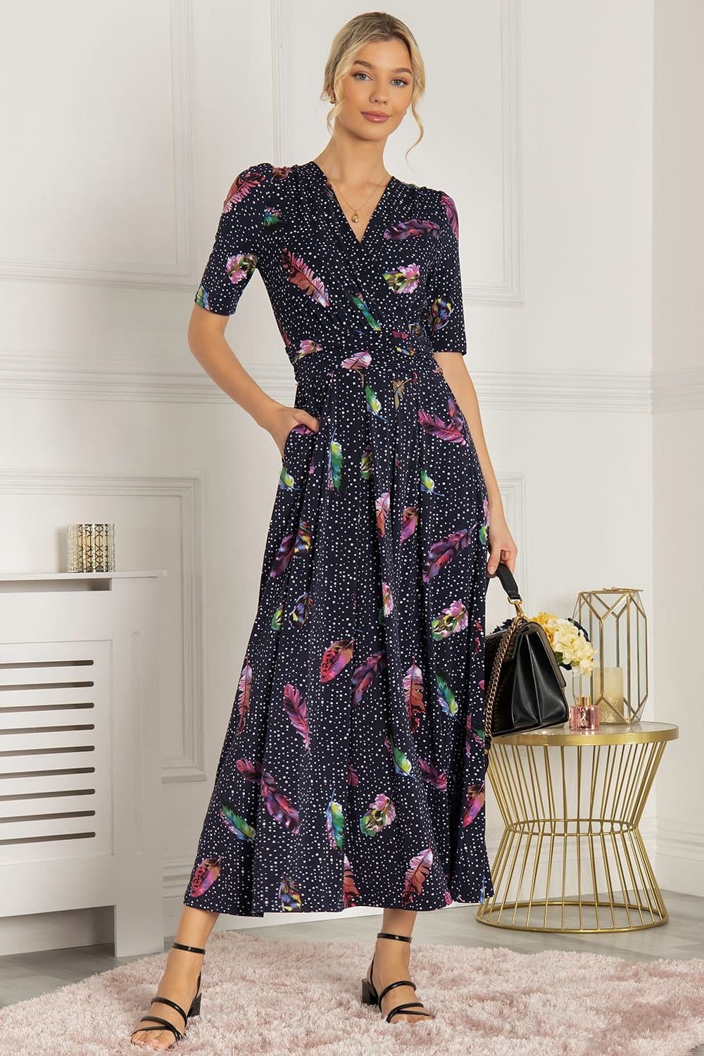 Jolie Moi Jolie Moi Women's Airis Printed Maxi Dress in Navy