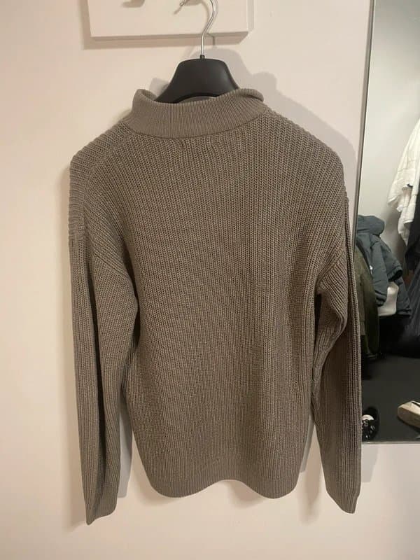 New Look New look knitted sweater (basically brand new) was £40