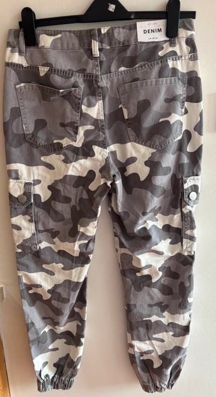 New Look New Look cargo pants 10