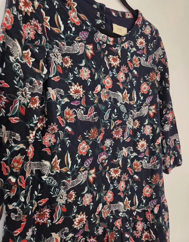 Hush Ladies size 8 Hush Floral Leopard Print tunic top 3/4 sleeves