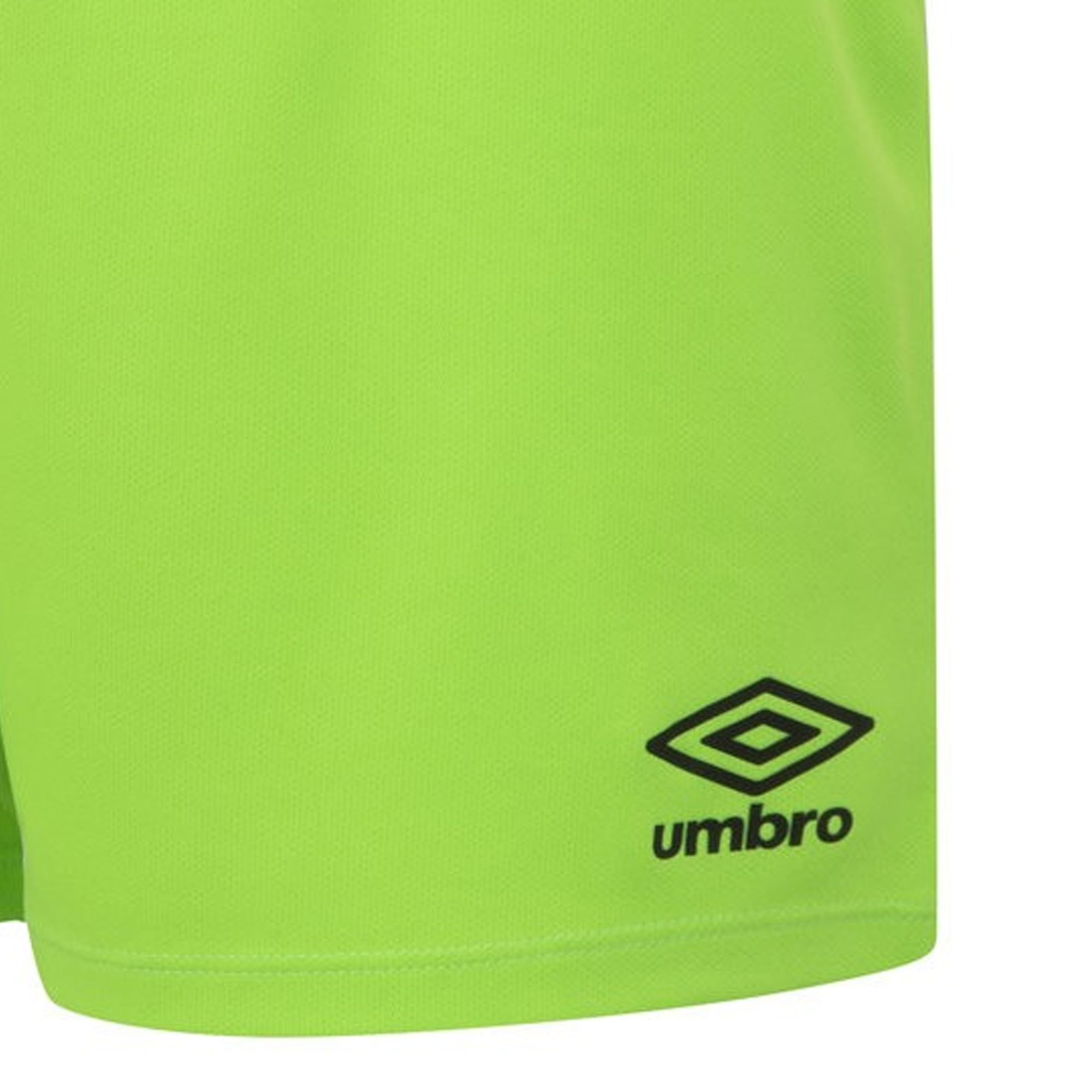 Umbro Umbro Men's Club II Shorts in Green - 3