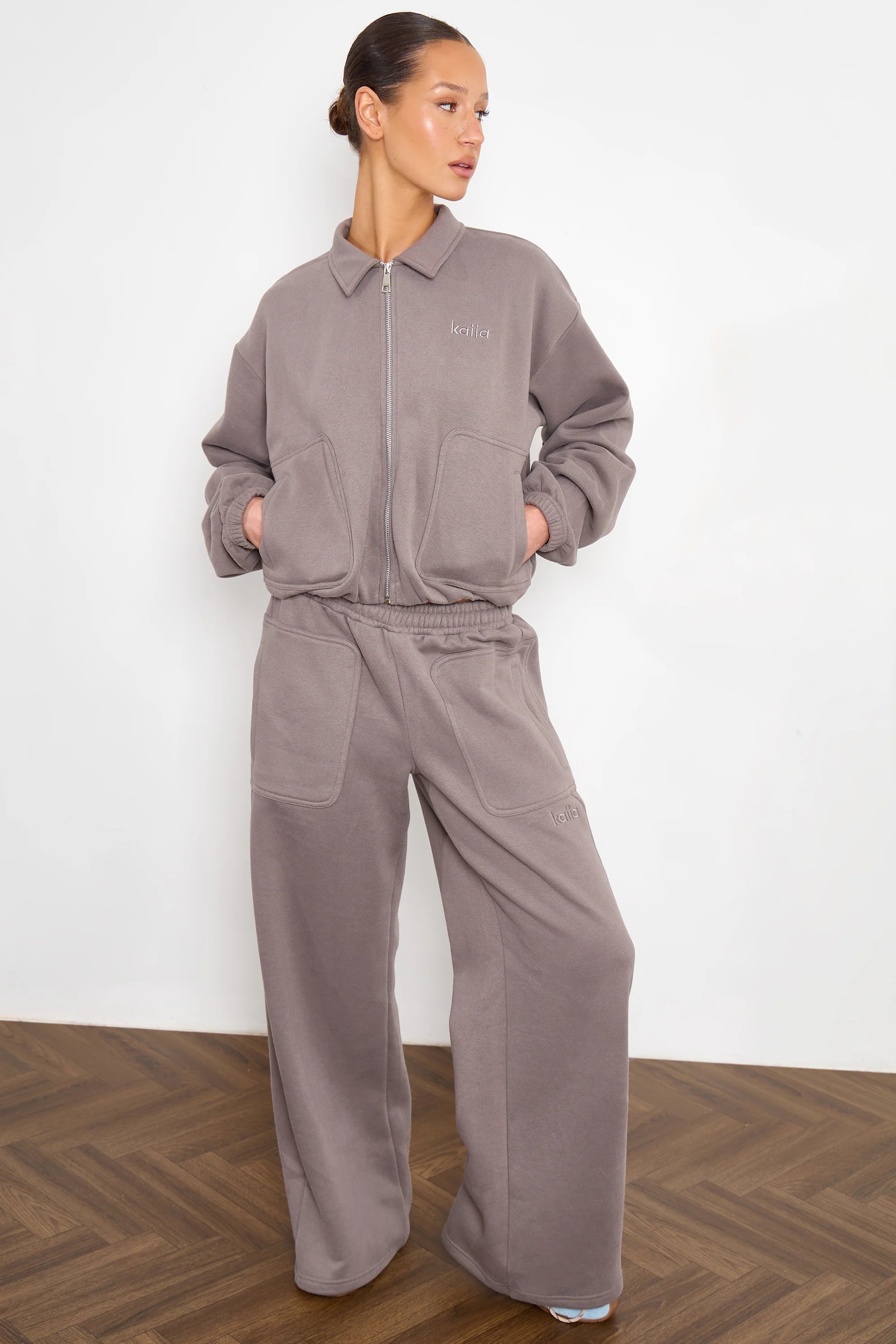 Kaiia Kaiia Pocket Detail Zip Through Sweatshirt Silver Grey - 3