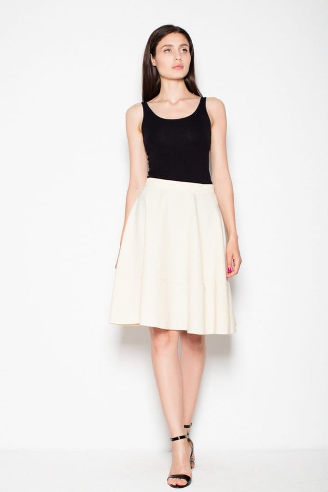 Love Lace Love Lace Women's Wide Belt Pleated Skirt Hip Cut for Shirts Tees in Beige - 2