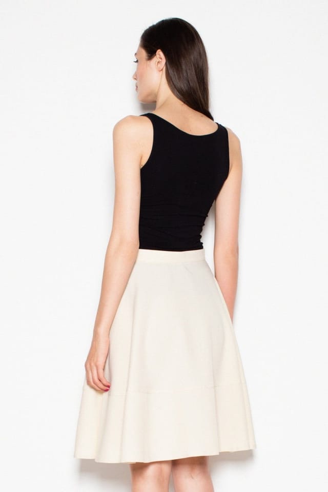 Love Lace Love Lace Women's Wide Belt Pleated Skirt Hip Cut for Shirts Tees in Beige - 3