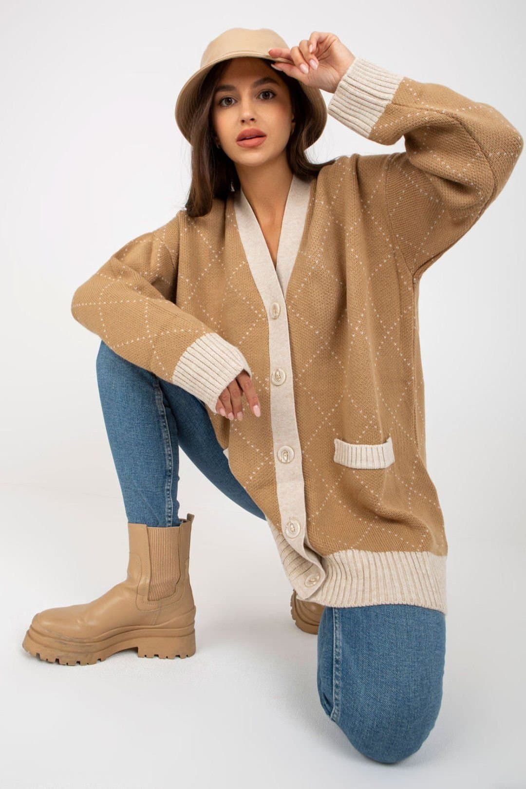 Love Lace Love Lace Women's Long Sleeve Button Cardigan in Brown