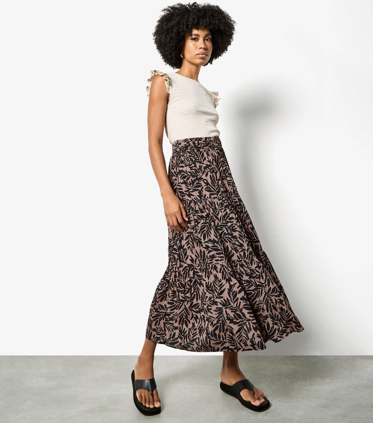 Apricot Women's Brown Tiered Leaf Print Midi Skirt Apricot New Look