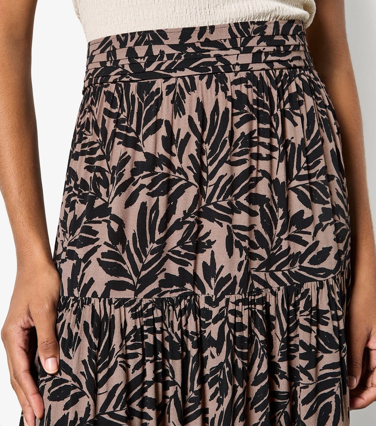 Apricot Women's Brown Tiered Leaf Print Midi Skirt Apricot New Look - 4