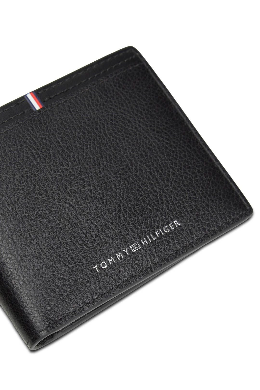 Tommy Hilfiger Tommy Hilfiger Men's TH Corp Mini Cc Wallet in Black - 3