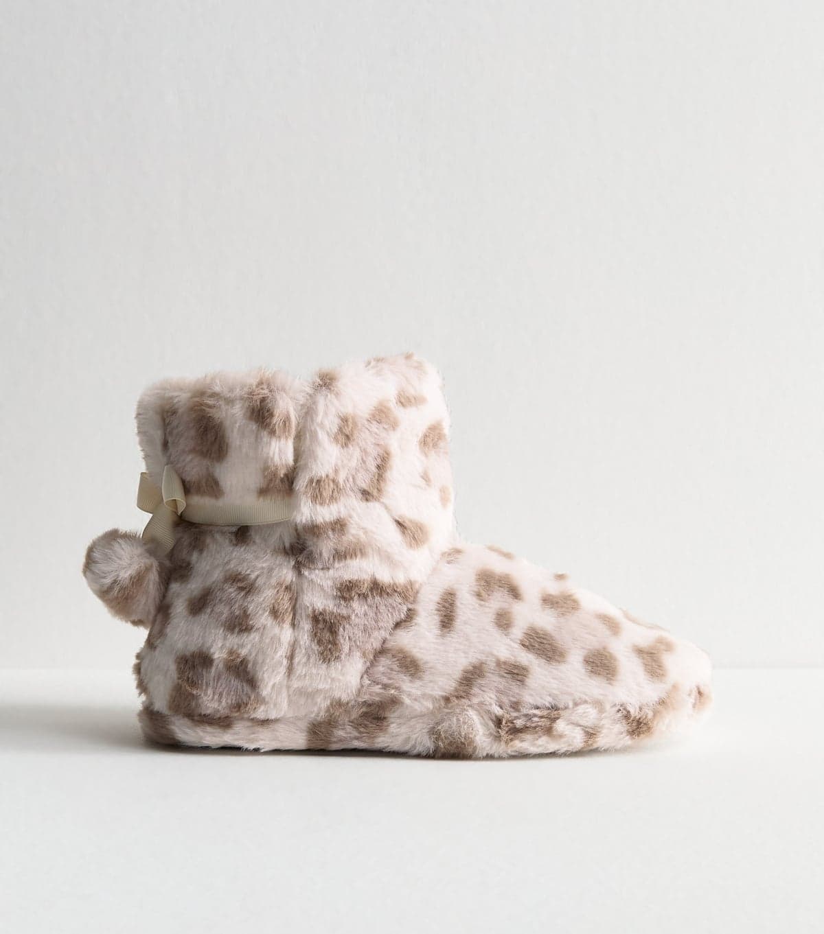 New Look Women's Cream Animal Print Faux Fur Slipper Boots Vegan New Look