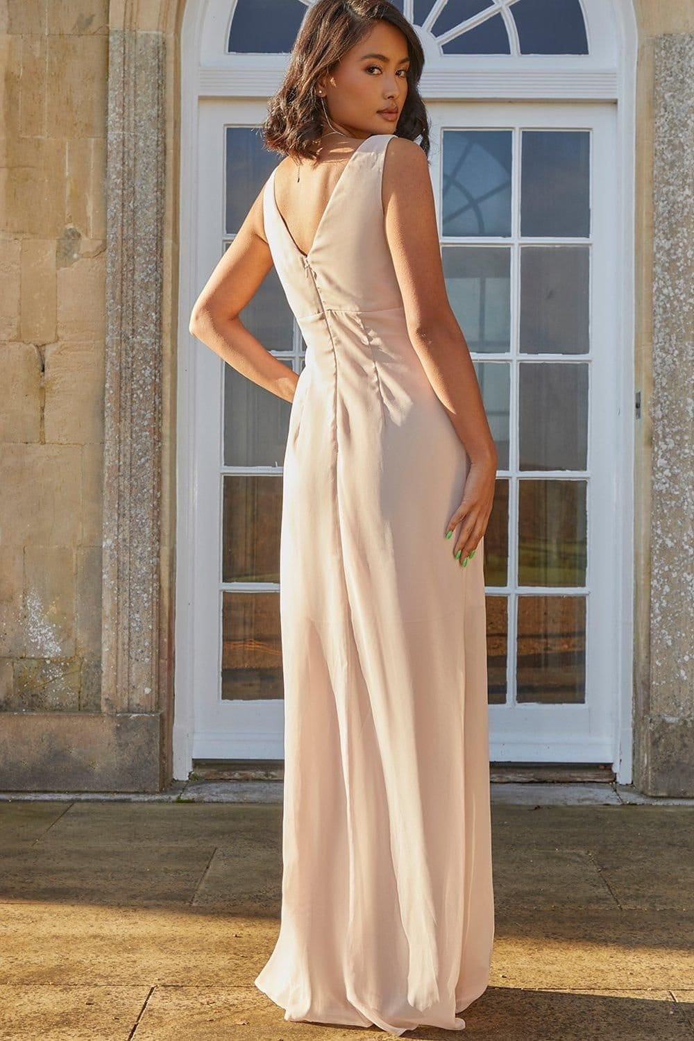 chi chi london Chi Chi London Women's Knot Detail Maxi Dress in Pale Pink - 4