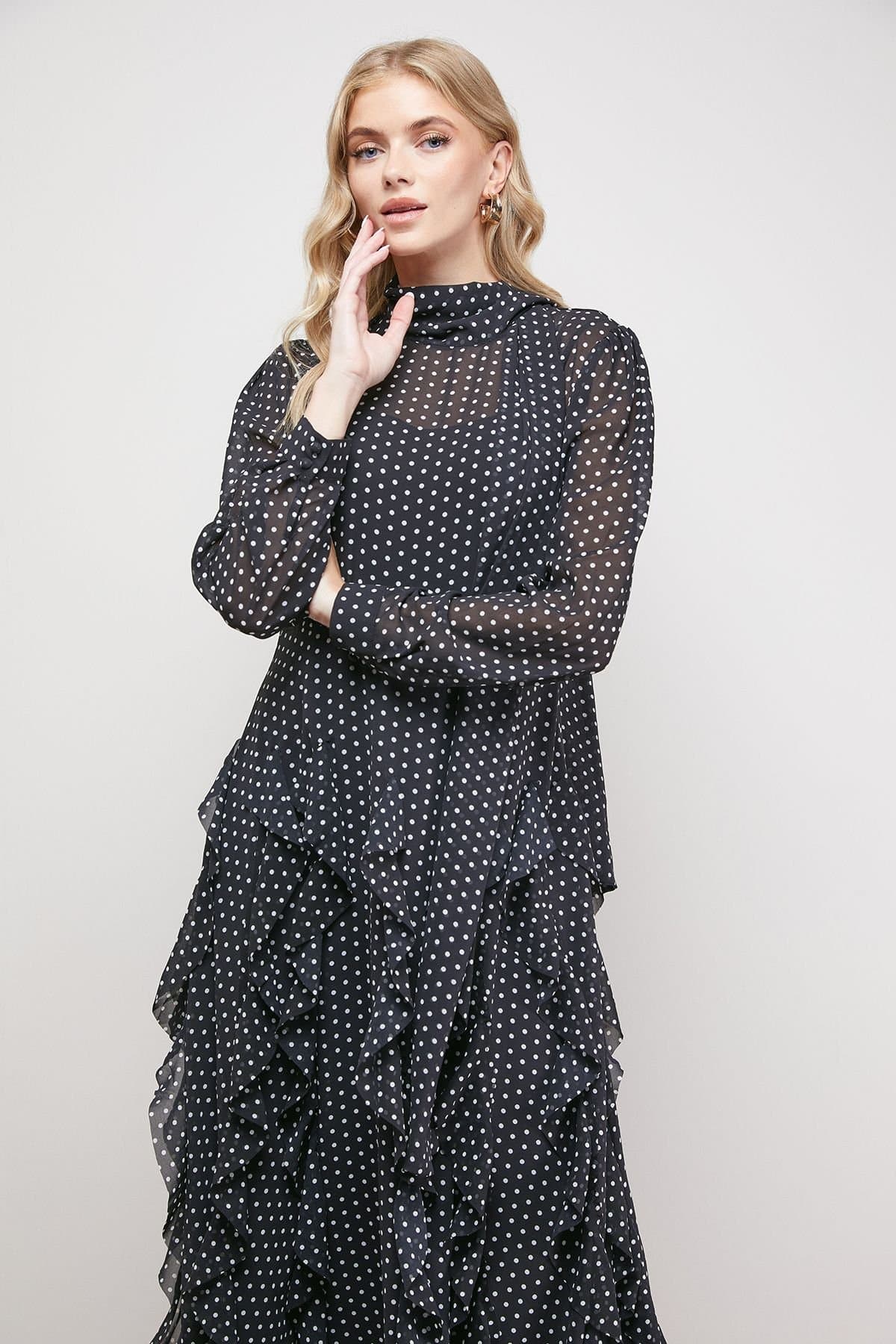 Oasis Oasis Women's Printed Frill Detail Tie Neck Midaxi Dress in Black