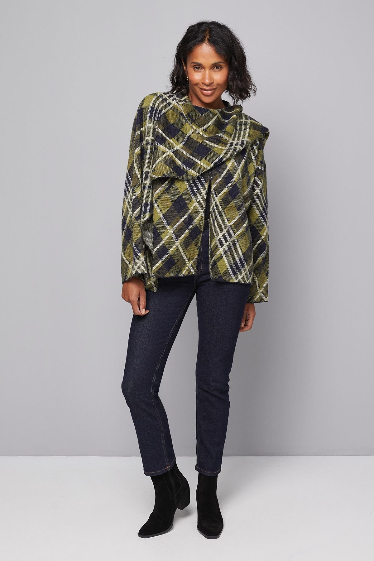 Wallis Wallis Women's Tartan Scarf Cape Cardigan in Green - 2