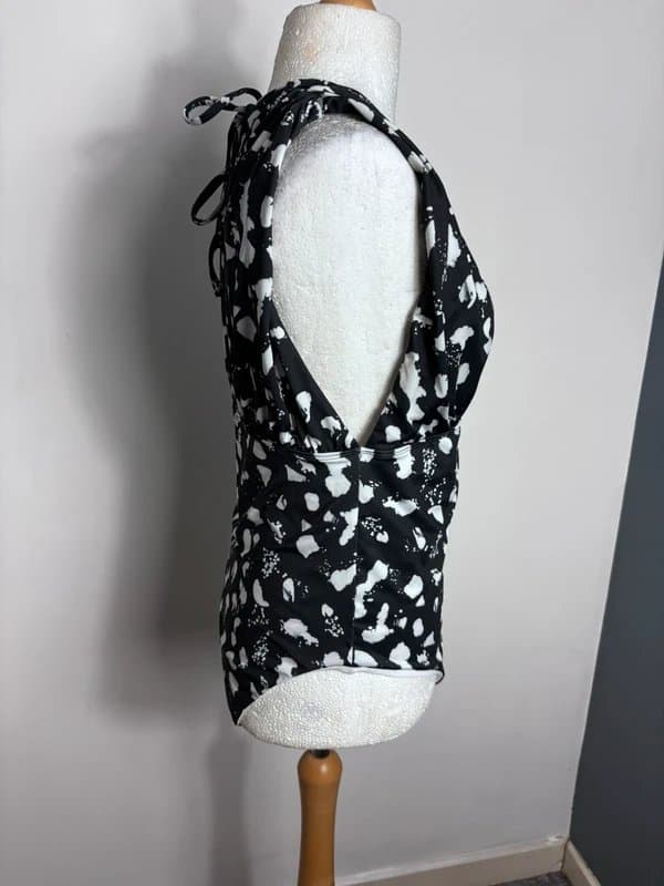 ASOS ASOS Black White Plunge Swimsuit UK 14 One Piece Monochrome Swimwear C07