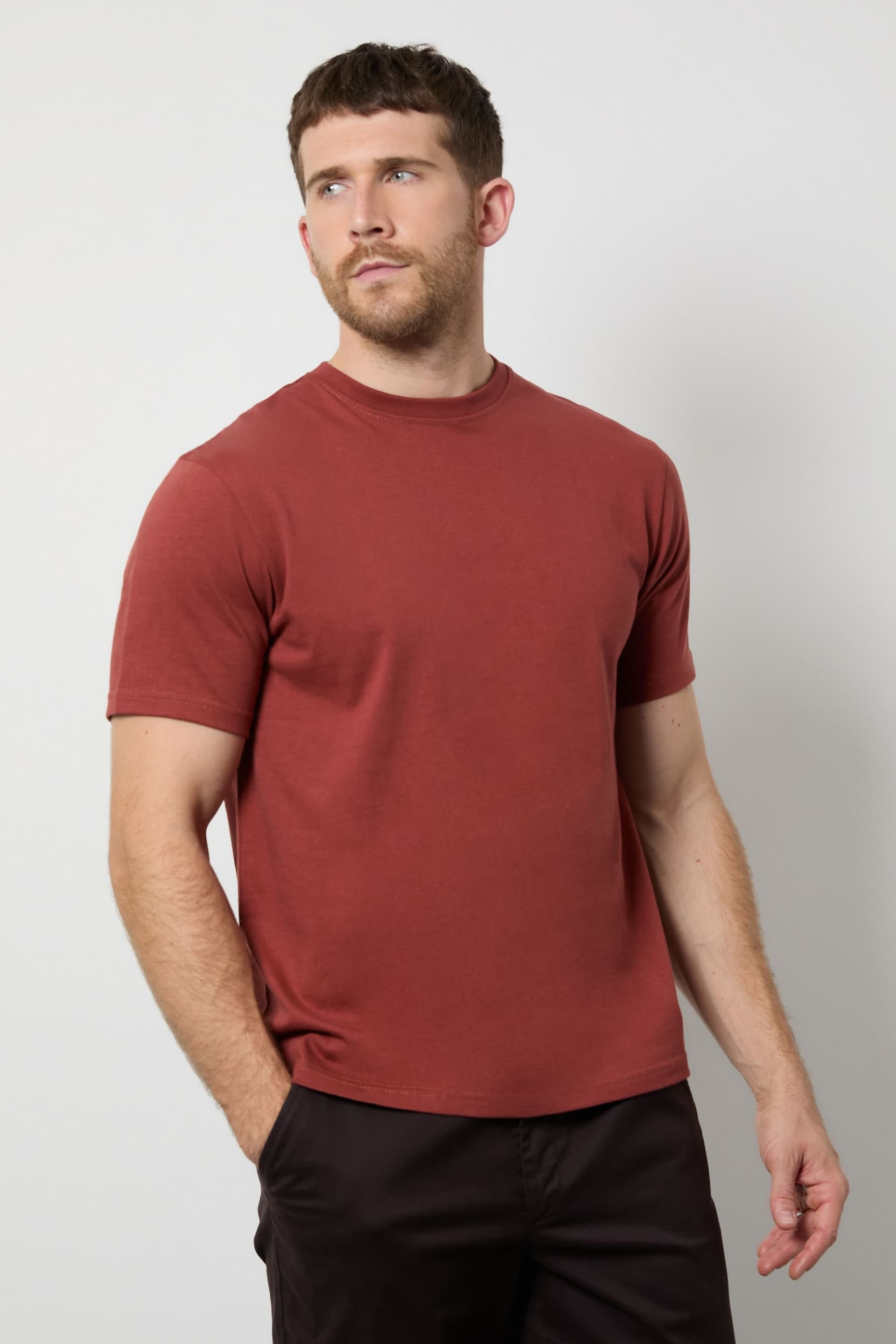 Burton Burton Men's Rust Plain Crew Neck T-Shirt