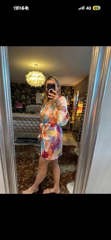 Never Fully Dressed Beautiful Never Fully Dressed iconic wrap dress size 12