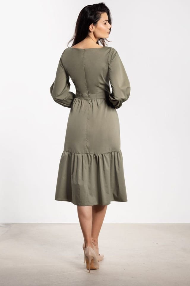 Love Lace Love Lace Women's Elegant Flared Midi Dress with Ruffle Hem in Green - 3