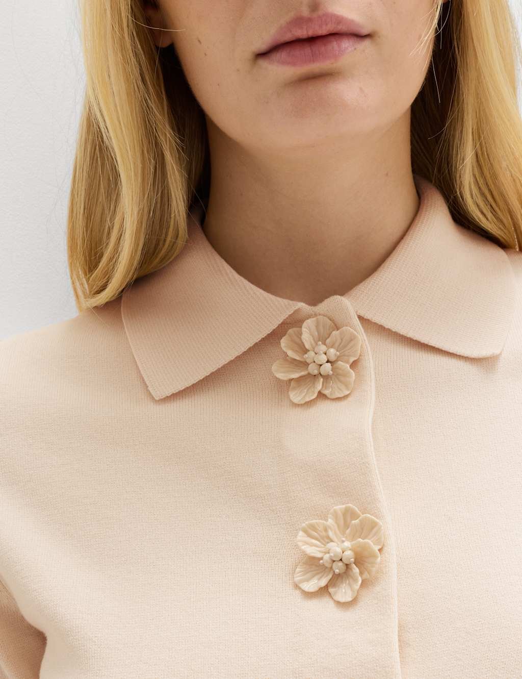 Marks & Spencer M&S Button Detail Slim Fit Cardigan Vanilla - 2