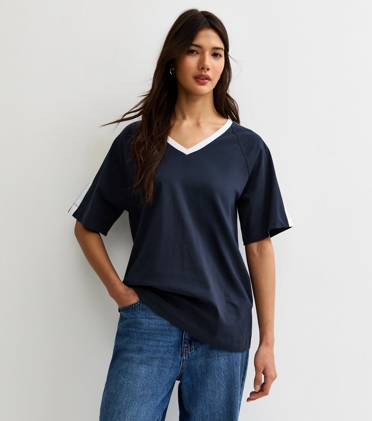New Look New Look Navy Jersey V-Neck Football T-Shirt