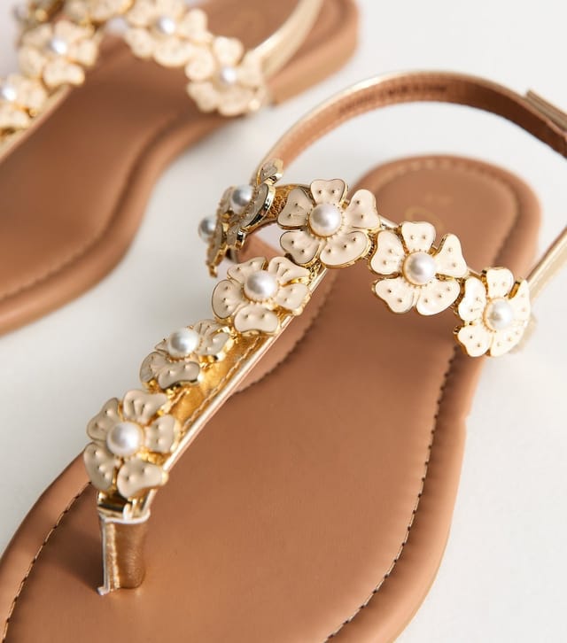 New Look Women's Off White Enamel Flower Toe Post Sandals Vegan New Look - 3