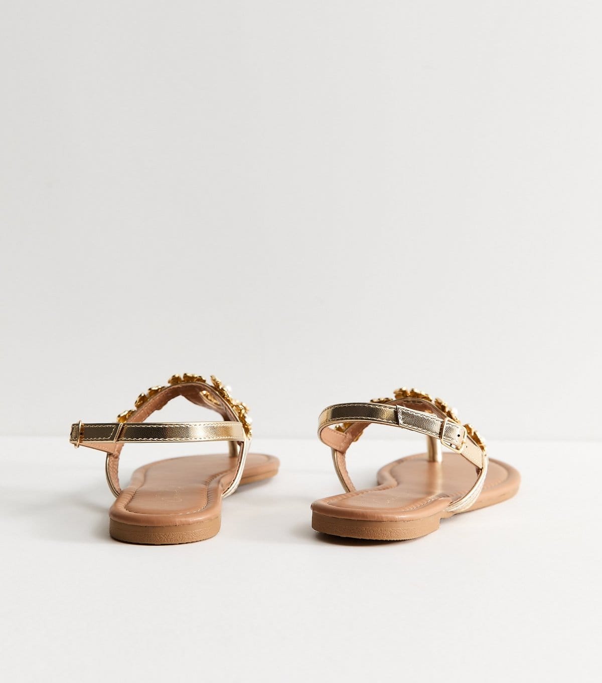 New Look Women's Off White Enamel Flower Toe Post Sandals Vegan New Look - 4