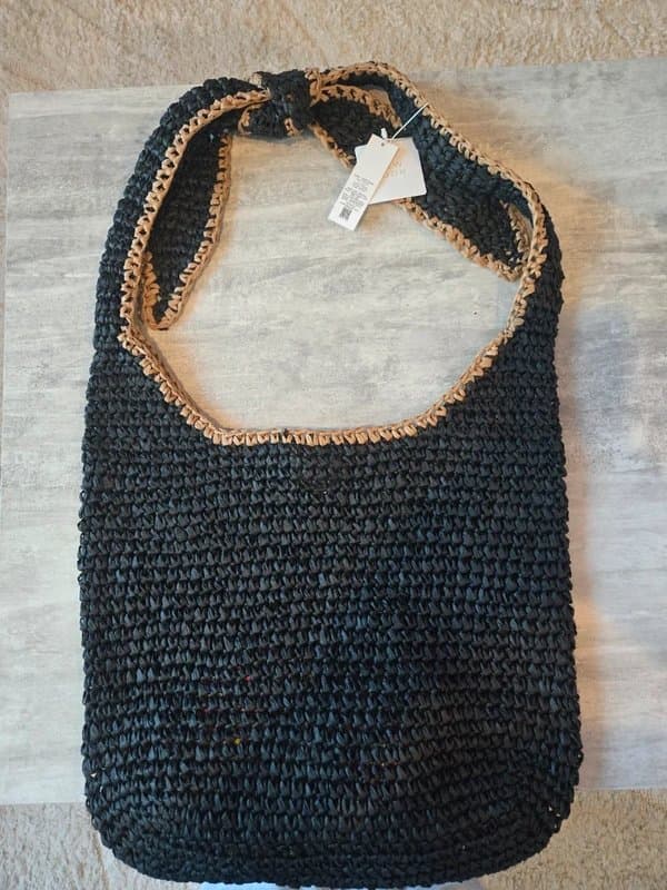 New Look Newlook black and beige woven bag.