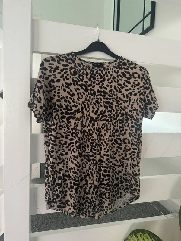 New Look Beige Leopard Print T-Shirt