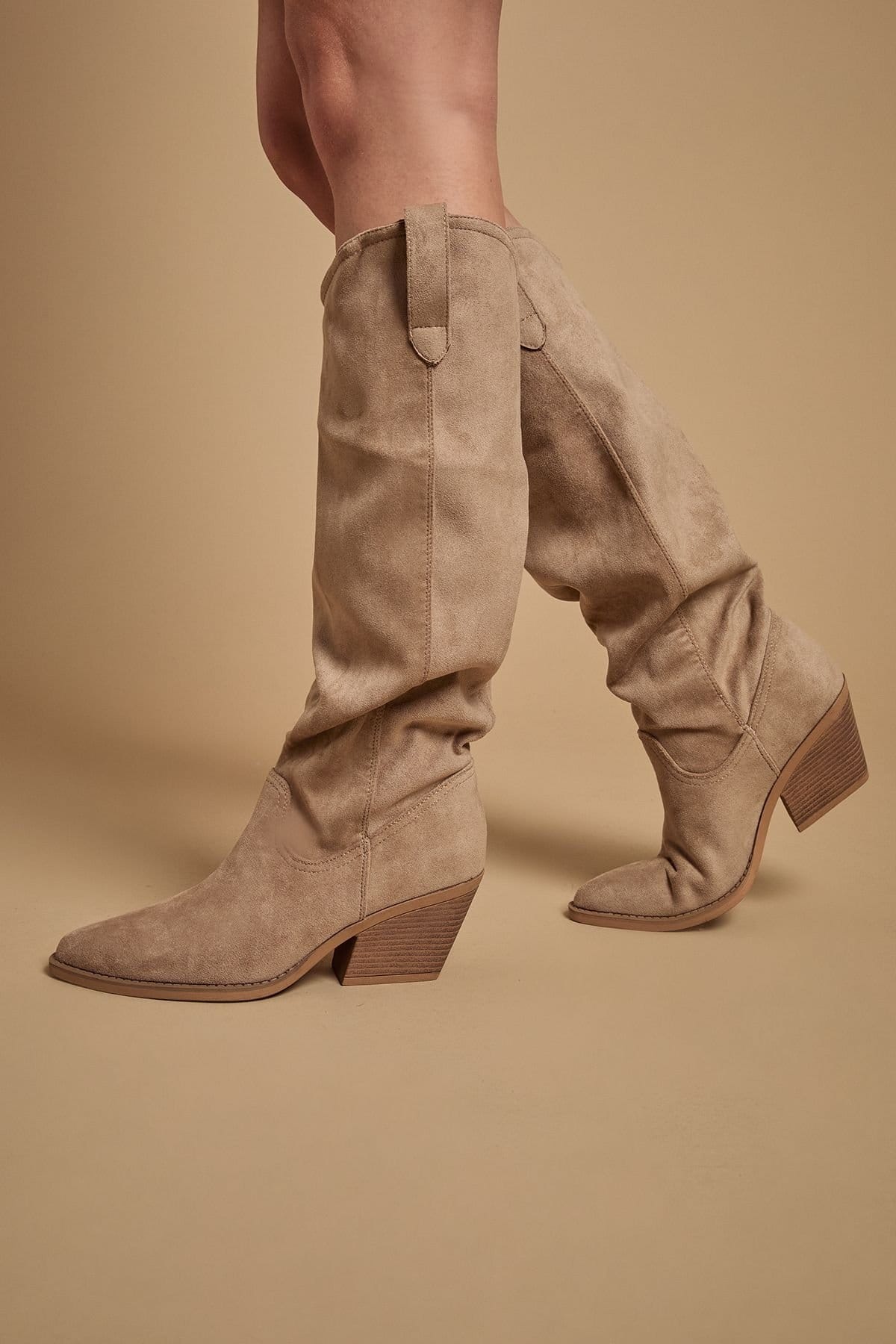 beige