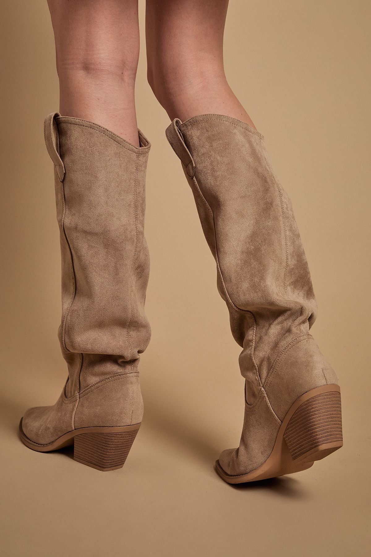 Oasis Oasis Women's Winnie Faux Suede Slouch Calf Boots in Beige - 3