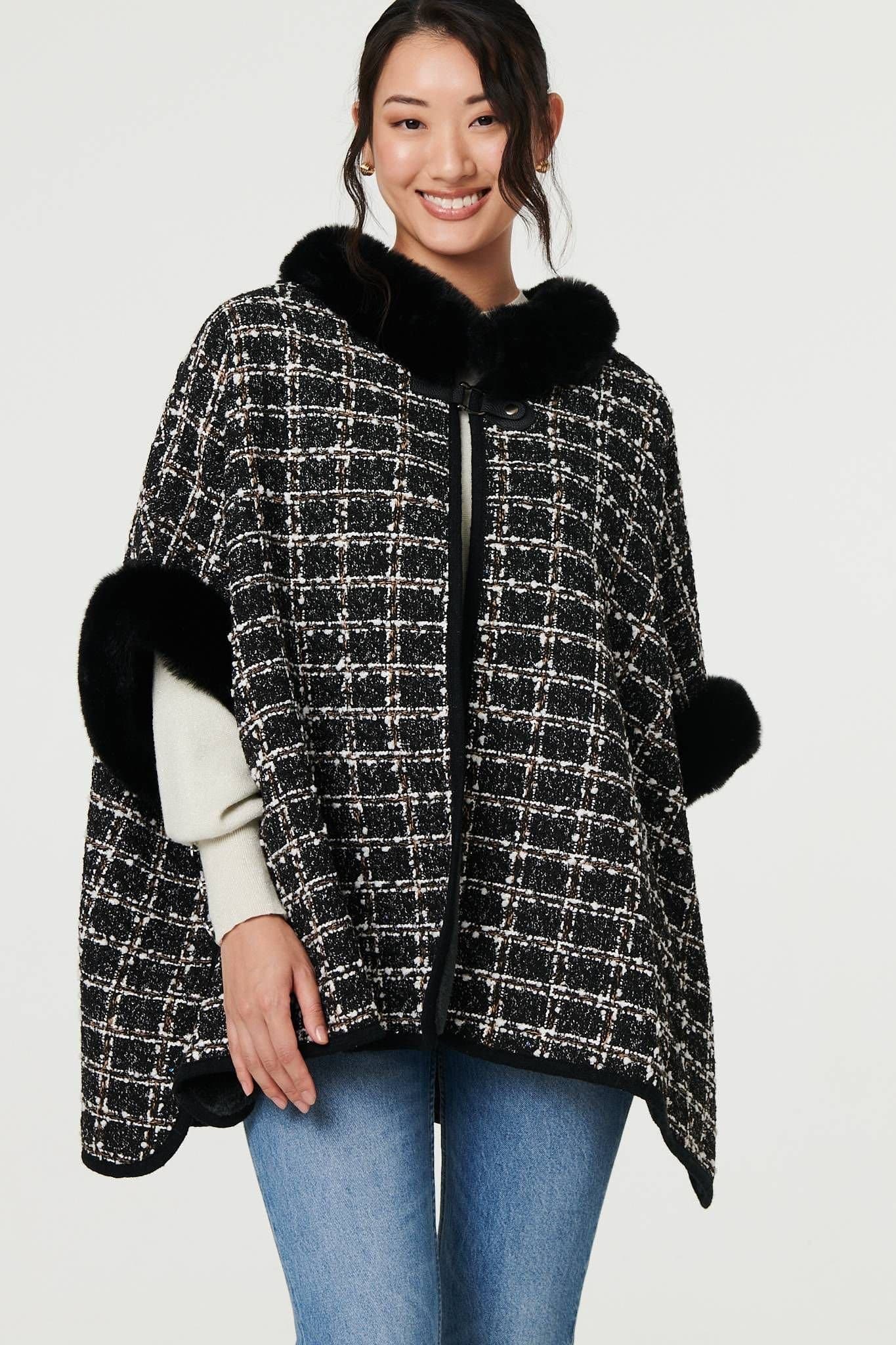 Izabel London Izabel London Women's Checked Faux Fur Trim 3/4 Sleeve Poncho in Black