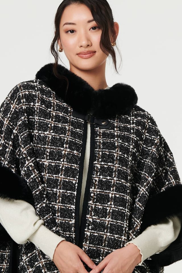 Izabel London Izabel London Women's Checked Faux Fur Trim 3/4 Sleeve Poncho in Black - 2