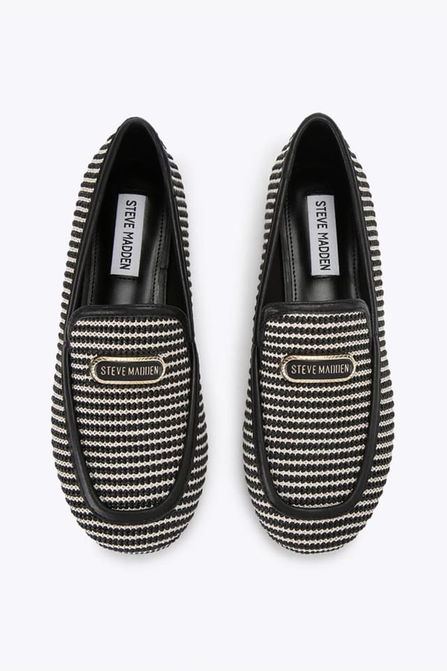 Steve Madden STEVE MADDEN Women's 'Ridgeview Black Raffia' Flats - 2