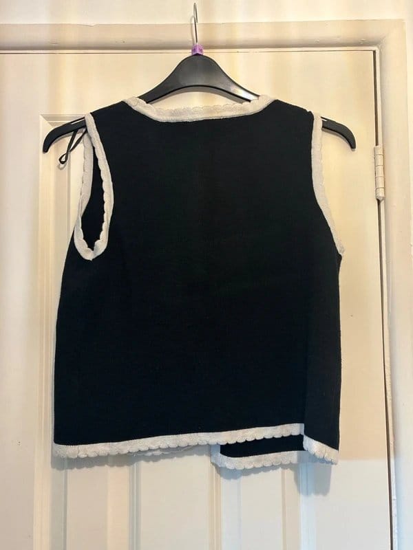New Look Black Knit Tie-Up Top with White Trim