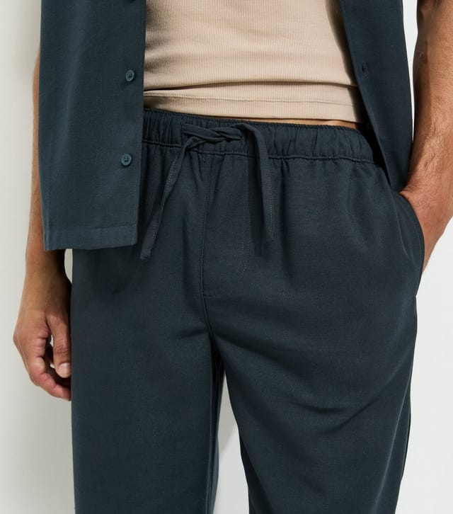 New Look Men's Navy Relaxed Linen Look Wide Leg Trousers New Look - 2