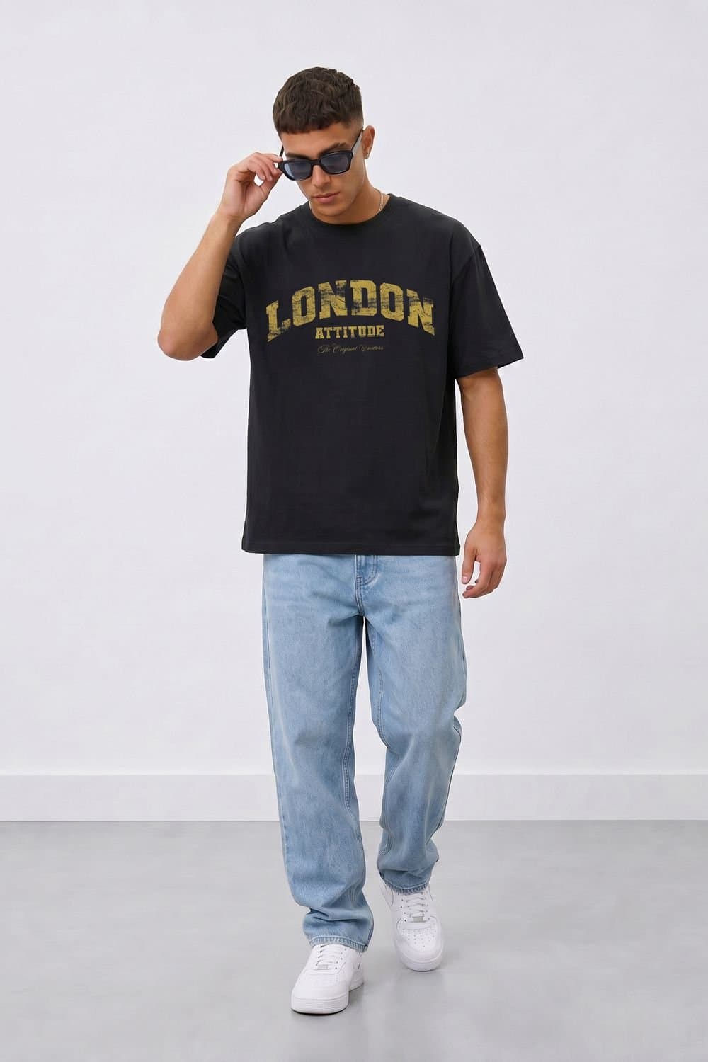 LONDON ATTITUDE LONDON ATTITUDE Men's Original Creators Premium Cotton T-Shirt with Vintage Yellow Logo in Black