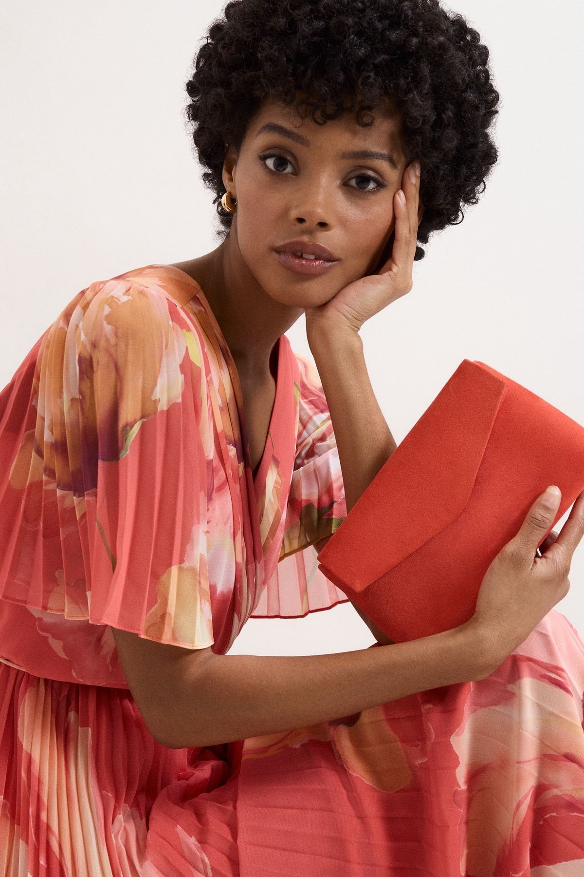 Phase Eight Phase Eight Women's Suede Envelope Clutch Bag in Coral - 4