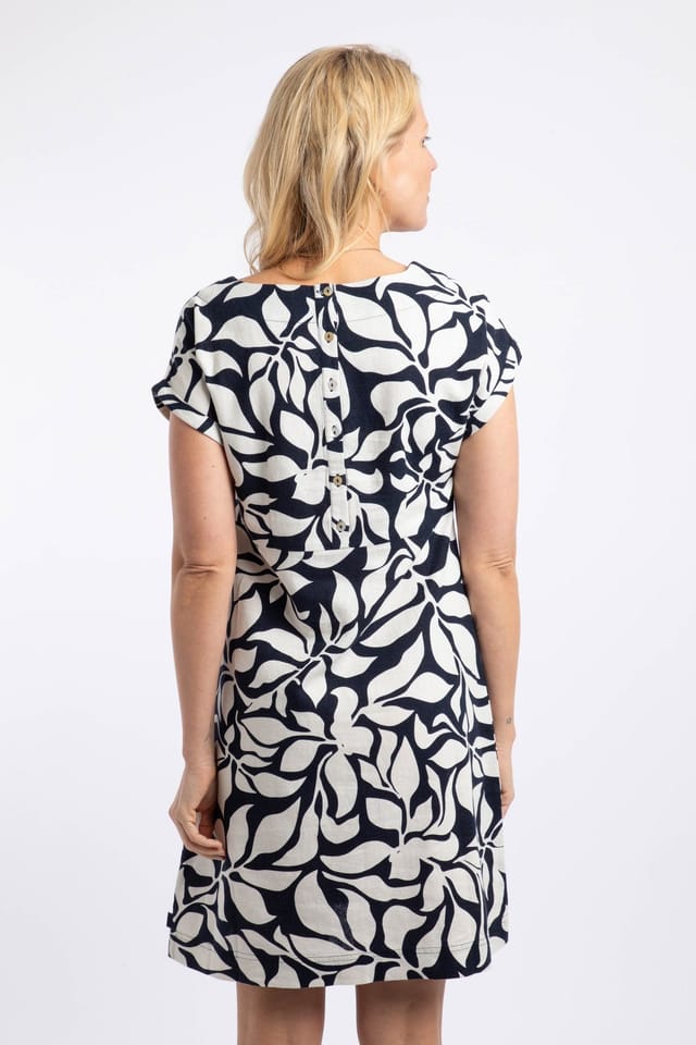 Weird Fish Weird Fish Women's Tampa Printed Linen Rich Dress in Midnight - 3