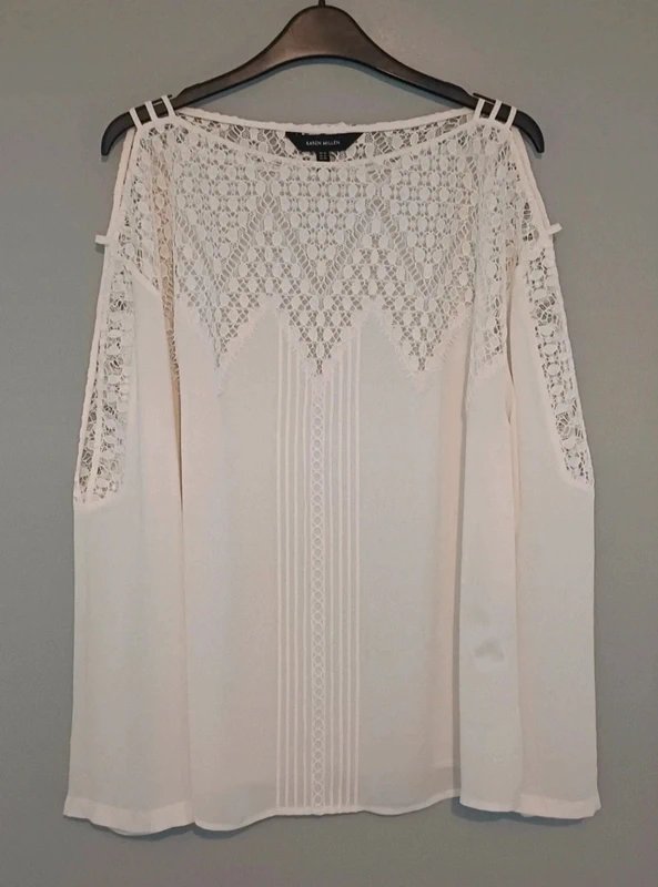 Karen Millen Karen Millen Cream Lace Blouse - size 16 - 1