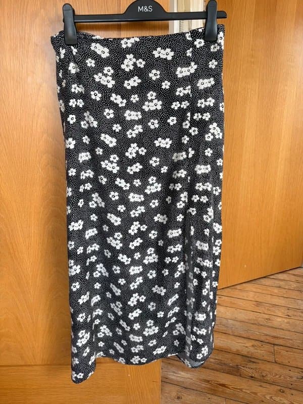New Look New Look Polka Dot Floral Skirt