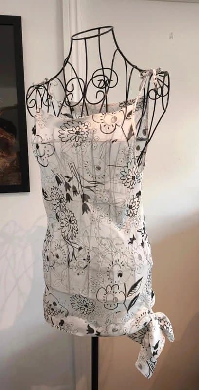 Topshop Topshop Monochromatic Floral Camisole - Size 8