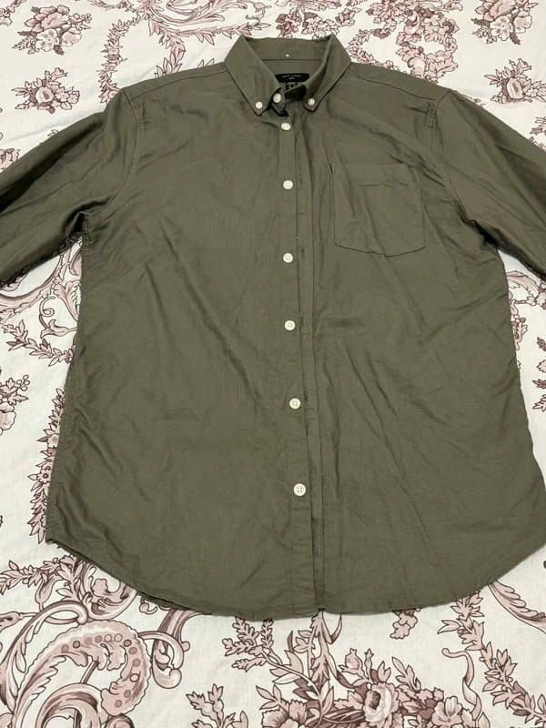 New Look Men’s olive green casual button shirt