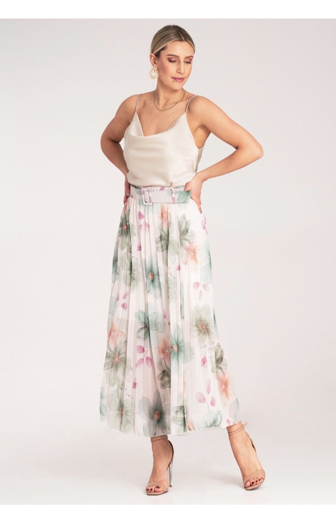Love Lace Love Lace Women's Floral High Waist Pleated Midi Skirt in White - 4