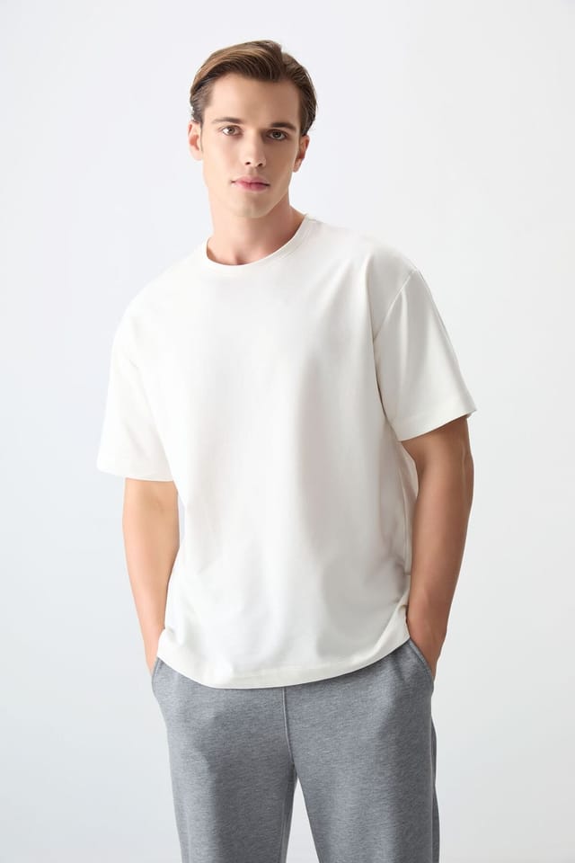 Tommy Life Tommy Life Men's Oversized Cotton Blend Crew Neck T-Shirt in Off-White - 2