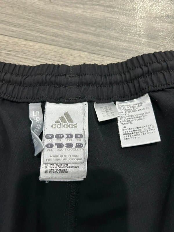 adidas Vintage adidas F50 baggy shorts
