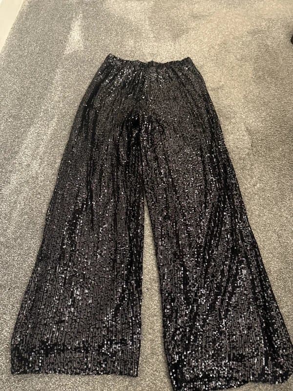 New Look New Look Sequin Pants Black. Size M