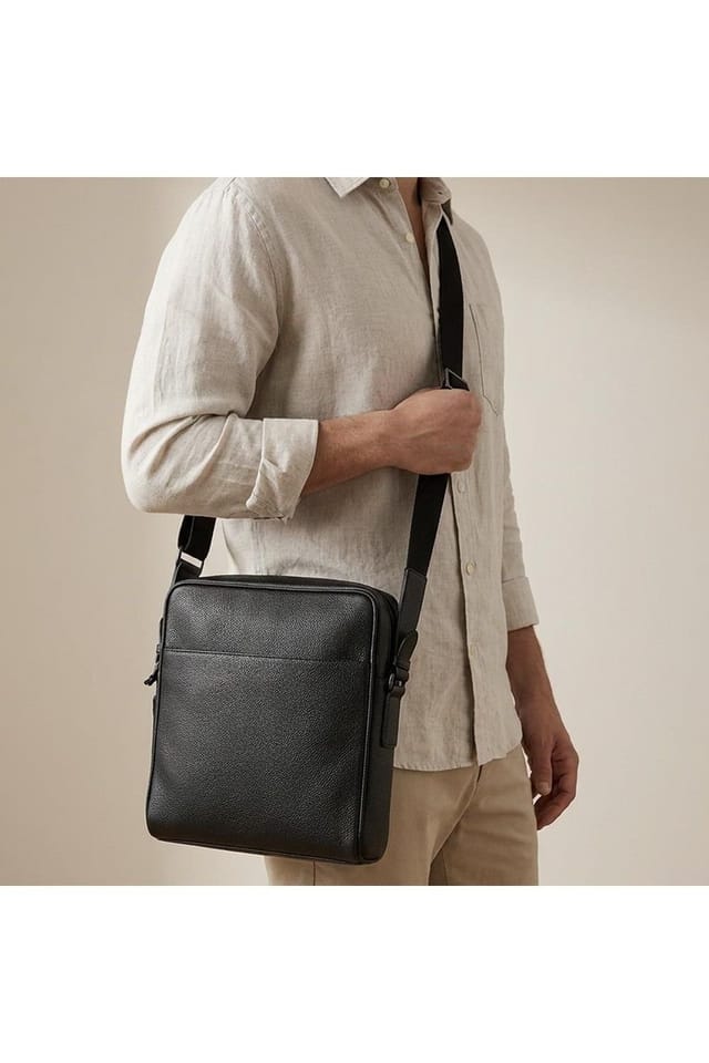 Jones Bootmaker Jones Bootmaker Men's Vincent Leather Shoulder Bag in Black - 3