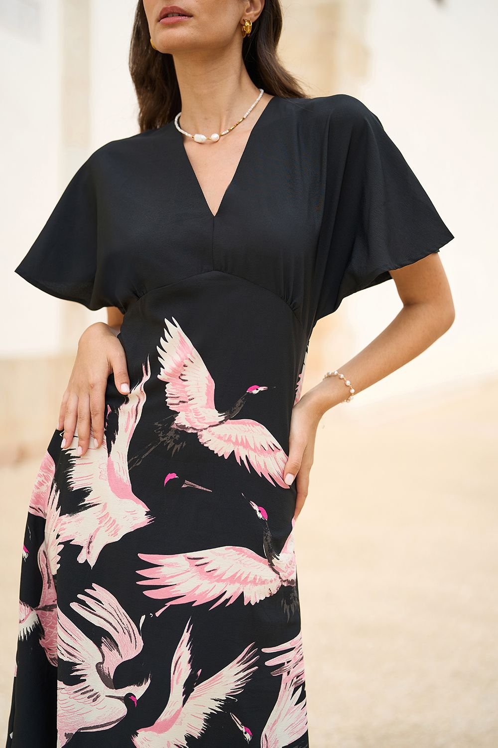 Yumi Yumi Women's Black Fabric Crane Print Kimono Midi Dress - 4