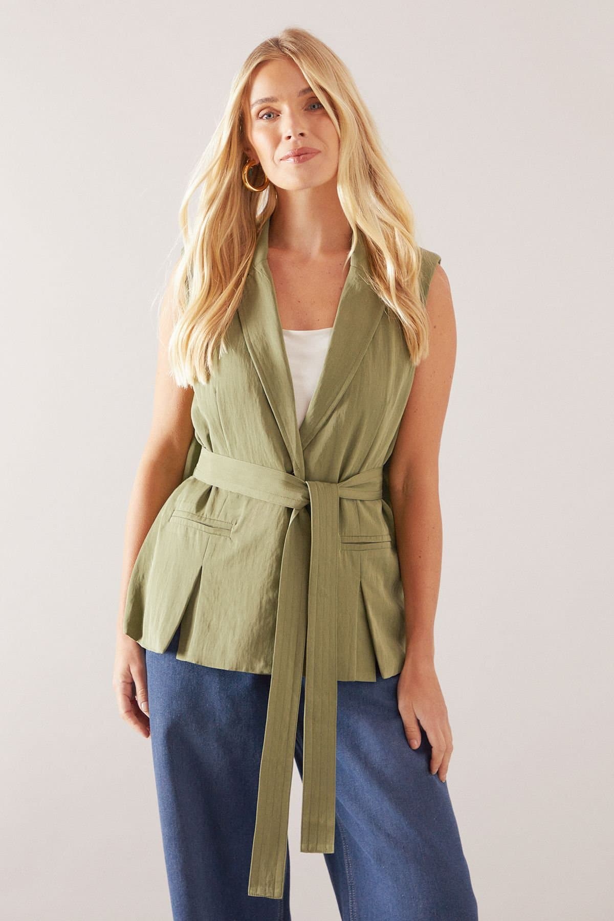 Wallis Wallis Women's Petite Belted Sleeveless Waistcoat in Khaki